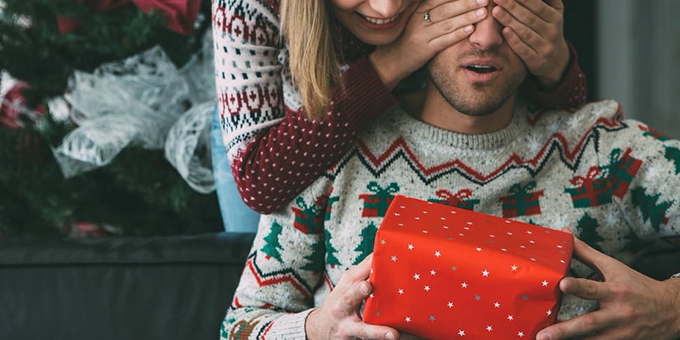 что подарить мужу на новый год если все есть